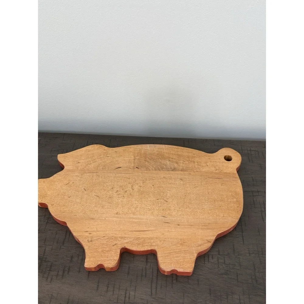 Pig JK Adams Maple Wood Cutting Board Hanging Hole In Tail Rustic Farmhouse